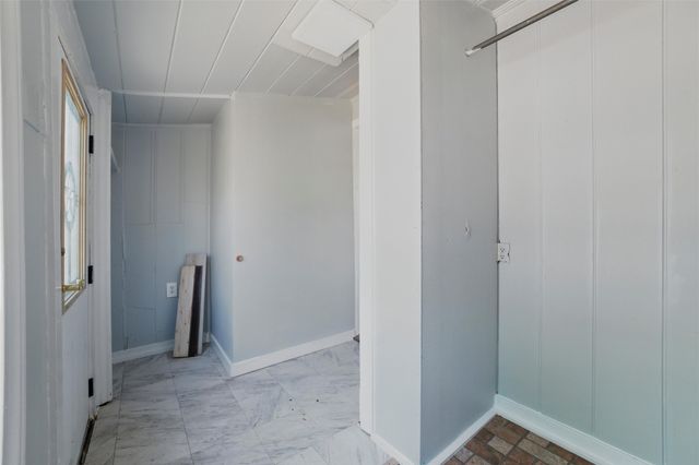1101 Melbourne Avenue, Dallas, TX 75224