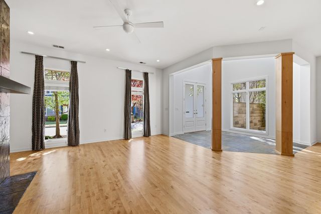 837 HARBOR ISLE CIR E, Memphis, TN 38103