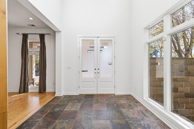 837 HARBOR ISLE CIR E, Memphis, TN 38103