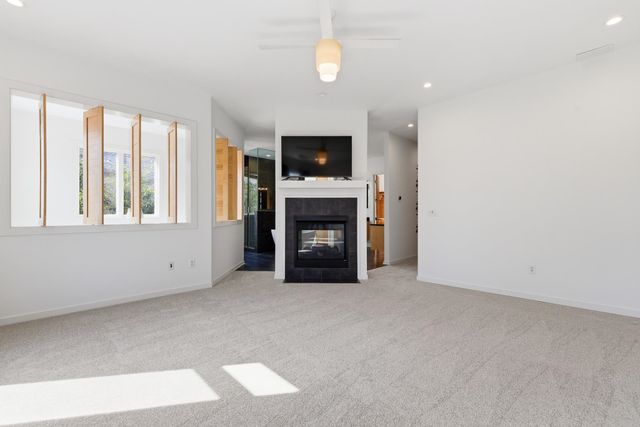 837 HARBOR ISLE CIR E, Memphis, TN 38103