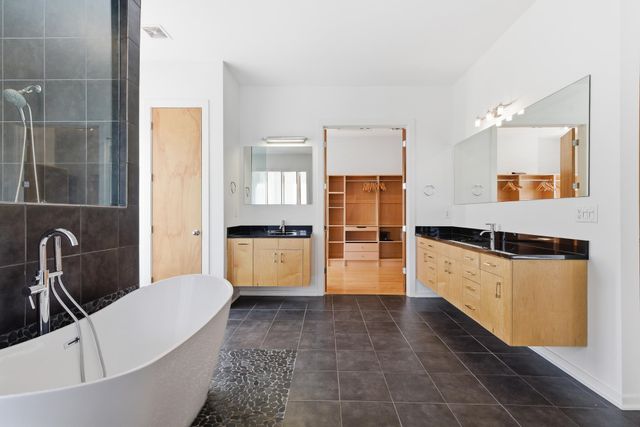 837 HARBOR ISLE CIR E, Memphis, TN 38103