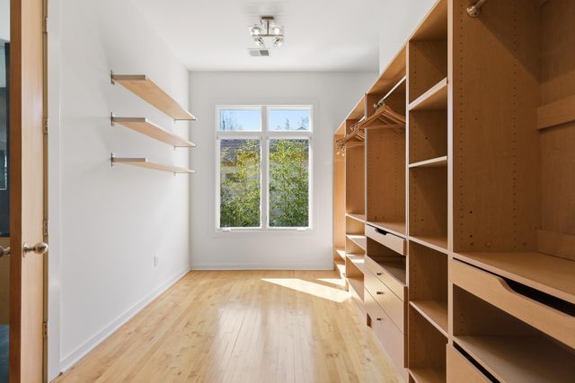 837 HARBOR ISLE CIR E, Memphis, TN 38103