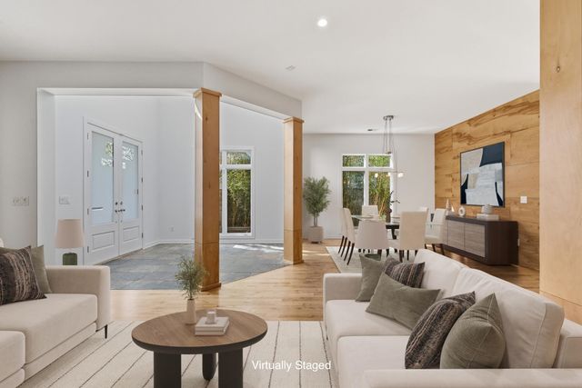 837 HARBOR ISLE CIR E, Memphis, TN 38103