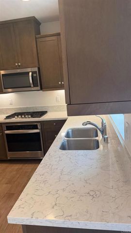 2327 Verano Way, Vista, CA 92081