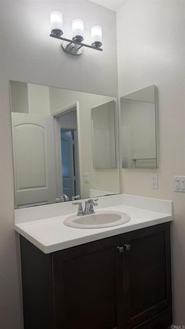 2327 Verano Way, Vista, CA 92081
