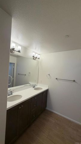 2327 Verano Way, Vista, CA 92081