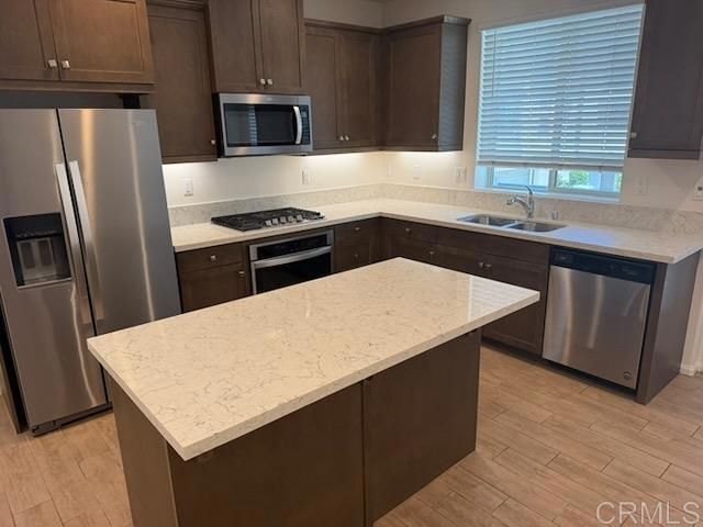2327 Verano Way, Vista, CA 92081