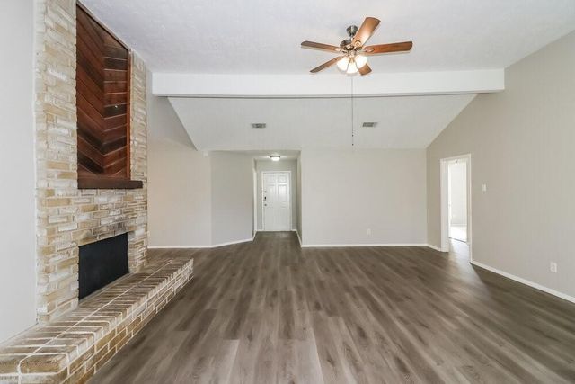 3446 Hombly Road, Houston, TX 77066