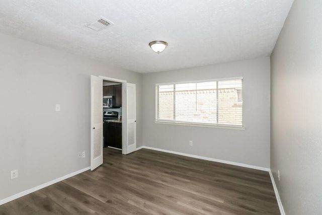 3446 Hombly Road, Houston, TX 77066