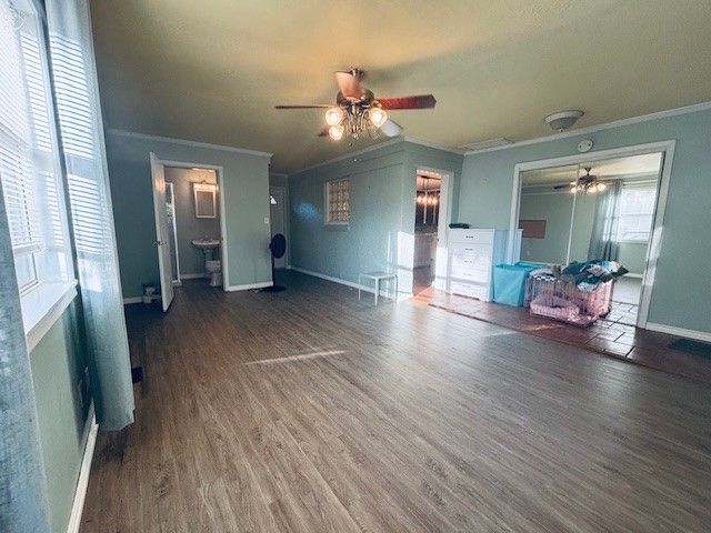 2802 Honeysuckle Lane, Russellville, AR 72801