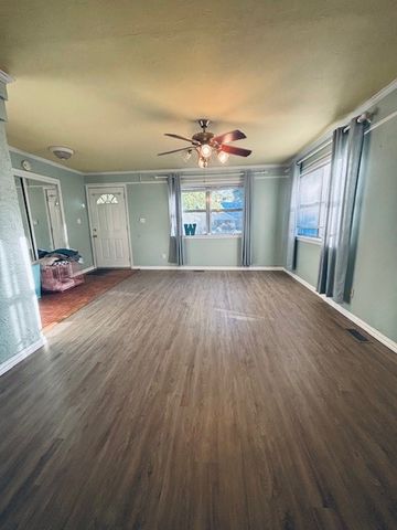 2802 Honeysuckle Lane, Russellville, AR 72801