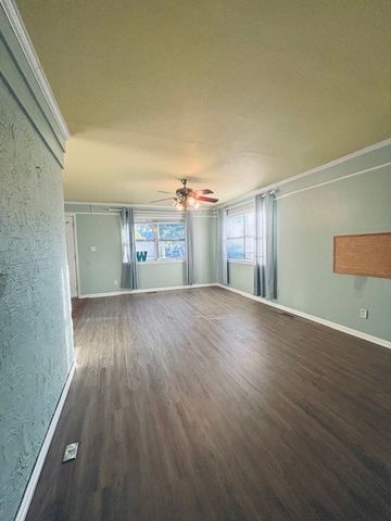 2802 Honeysuckle Lane, Russellville, AR 72801