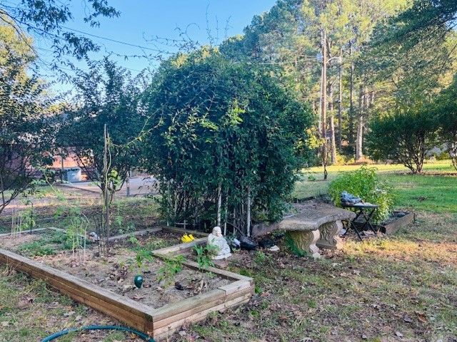 2802 Honeysuckle Lane, Russellville, AR 72801