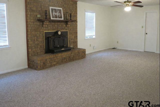 543 CR 2940 (Golden), Alba, TX 75410