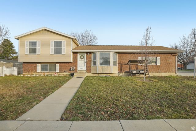 9571 S DAVID ST, Sandy, UT 84070