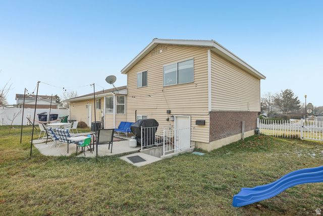 9571 S DAVID ST, Sandy, UT 84070