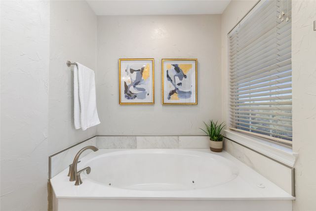 1614 N Hills Drive, Rockwall, TX 75087