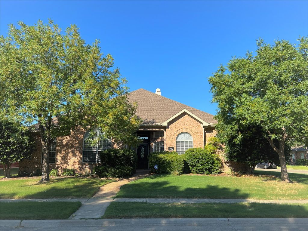 702 Willow Ridge Court, Coppell, TX 75019