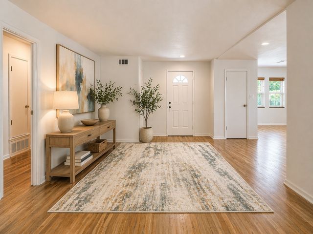 2315 Inadale Avenue, Dallas, TX 75228