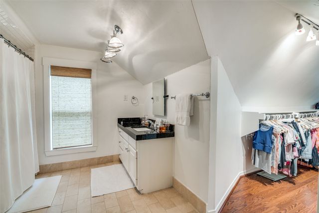 5947 Goodwin Avenue, Dallas, TX 75206