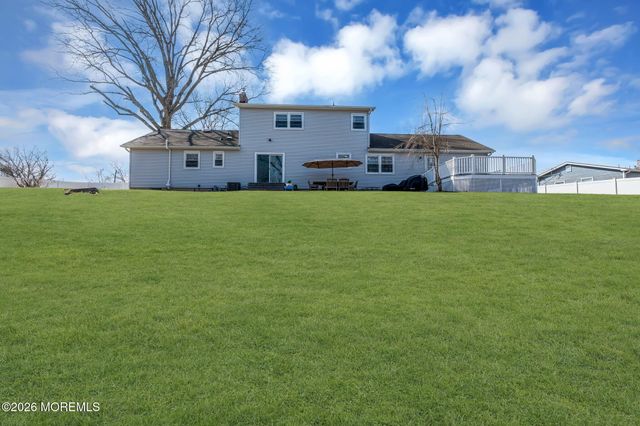 92 Sargent Road, Freehold, NJ 07728