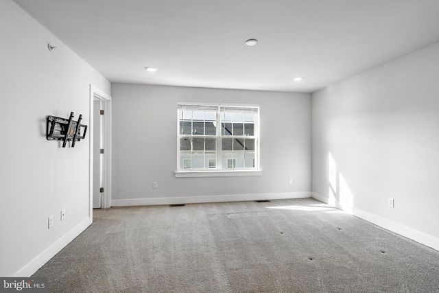 226 RED LEAF LN, Exton, PA 19341