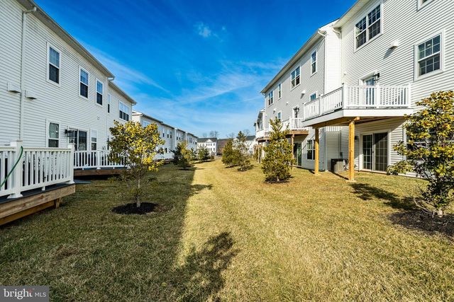 226 RED LEAF LN, Exton, PA 19341