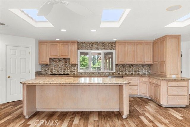 30587 Los Altos, Redlands, CA 92373