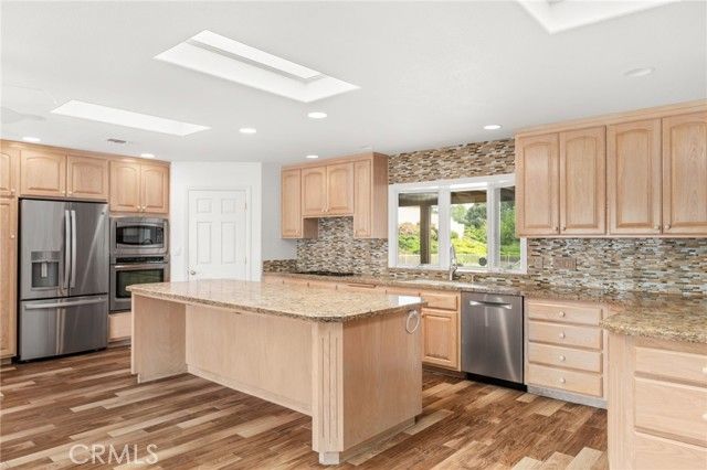 30587 Los Altos, Redlands, CA 92373