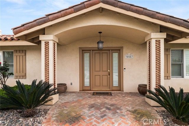 30587 Los Altos, Redlands, CA 92373