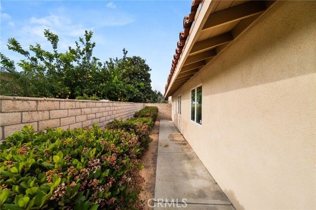 30587 Los Altos, Redlands, CA 92373
