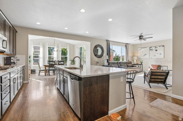 5481 W TURRET ARCH LN, Herriman, UT 84096