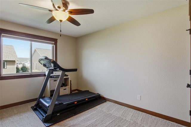 5592 Green Park Drive, Eau Claire, WI 54703