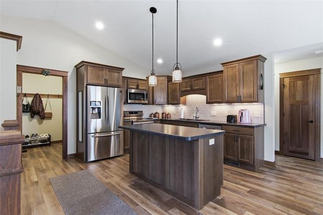 5592 Green Park Drive, Eau Claire, WI 54703