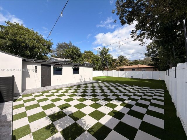 1532 N Andrews Ave, Fort Lauderdale, FL 33311