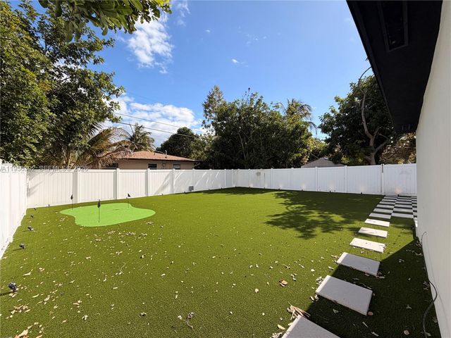 1532 N Andrews Ave, Fort Lauderdale, FL 33311