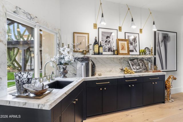 8119 E FOOTHILLS Drive, Scottsdale, AZ 85255