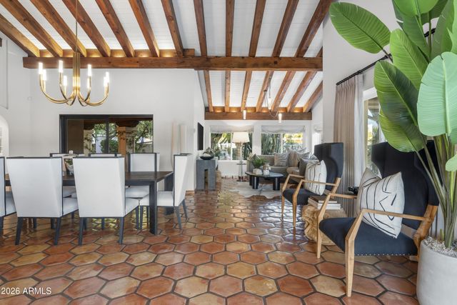 8119 E FOOTHILLS Drive, Scottsdale, AZ 85255