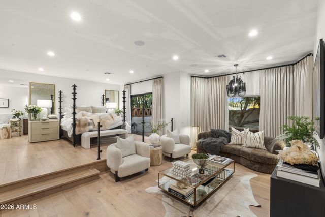 8119 E FOOTHILLS Drive, Scottsdale, AZ 85255