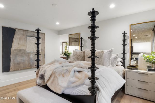 8119 E FOOTHILLS Drive, Scottsdale, AZ 85255