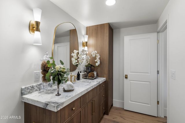 8119 E FOOTHILLS Drive, Scottsdale, AZ 85255