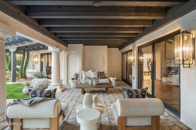 8119 E FOOTHILLS Drive, Scottsdale, AZ 85255