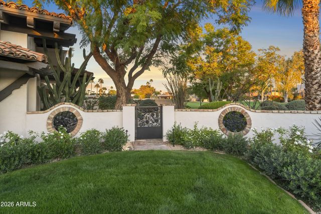 8119 E FOOTHILLS Drive, Scottsdale, AZ 85255