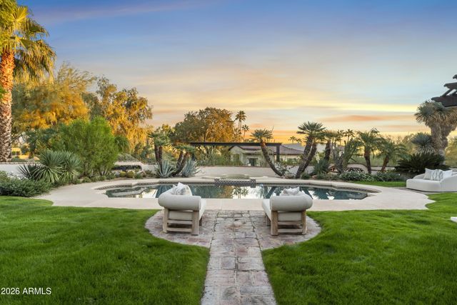 8119 E FOOTHILLS Drive, Scottsdale, AZ 85255