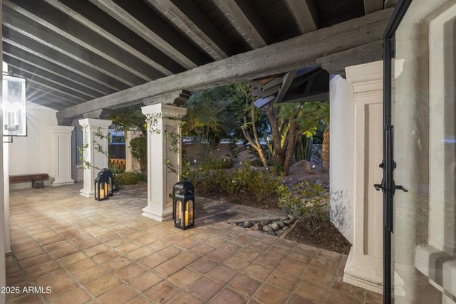 8119 E FOOTHILLS Drive, Scottsdale, AZ 85255