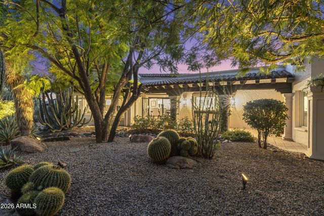 8119 E FOOTHILLS Drive, Scottsdale, AZ 85255