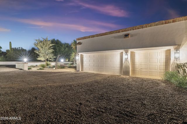 8119 E FOOTHILLS Drive, Scottsdale, AZ 85255