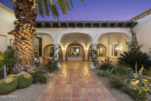 8119 E FOOTHILLS Drive, Scottsdale, AZ 85255