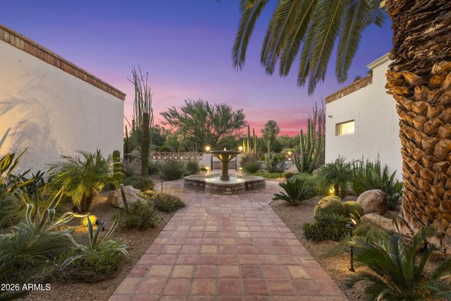 8119 E FOOTHILLS Drive, Scottsdale, AZ 85255