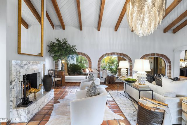 8119 E FOOTHILLS Drive, Scottsdale, AZ 85255